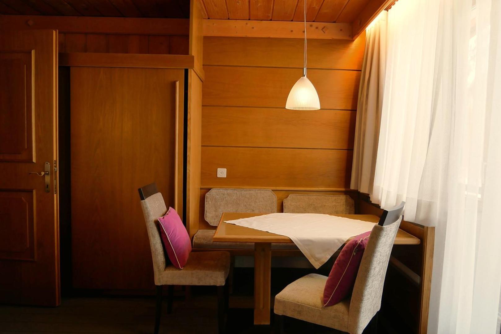 Hotel Garni Bergsonne Samnaun Room photo